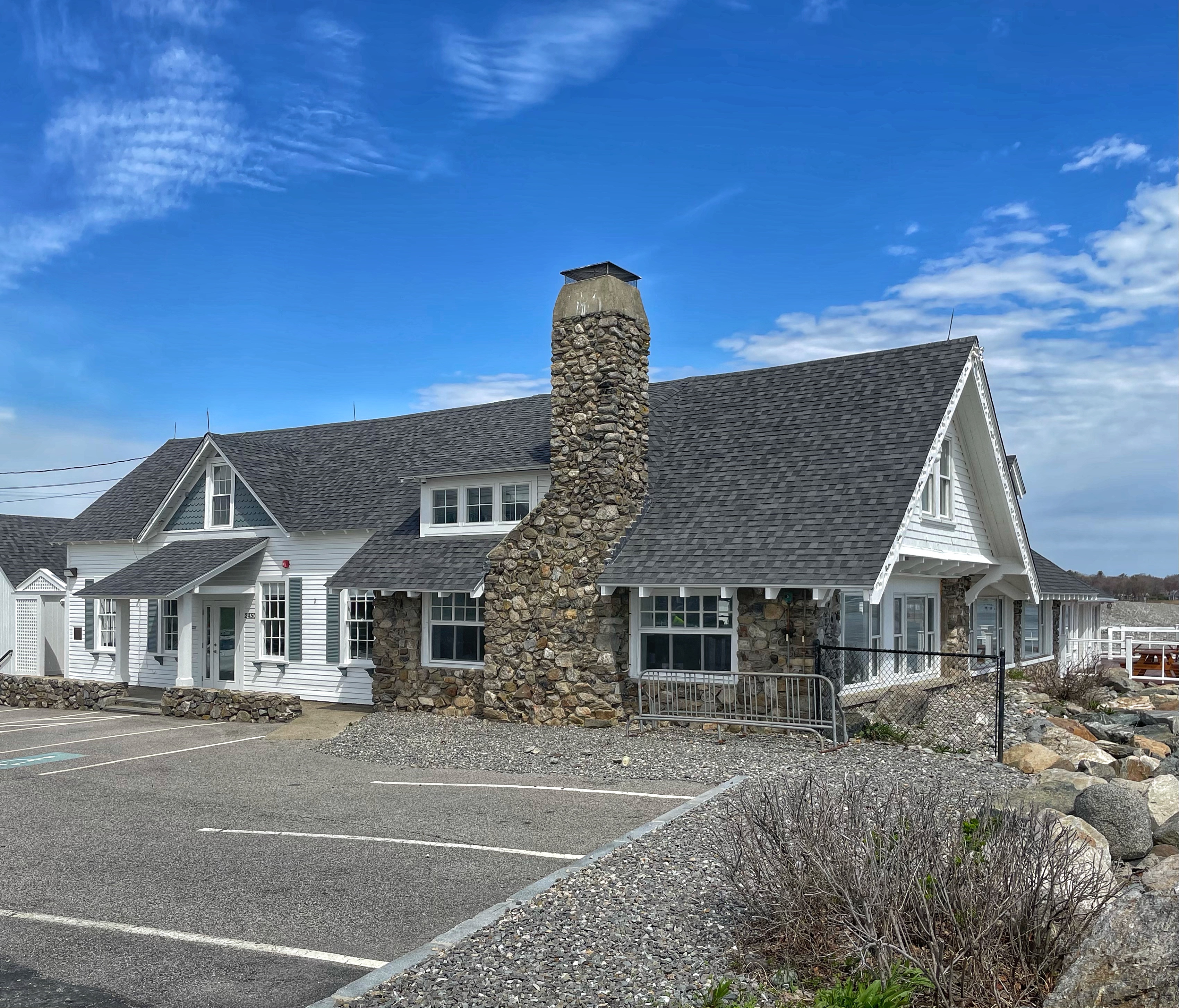 Rye Beach Club // 1925 – Buildings of New England