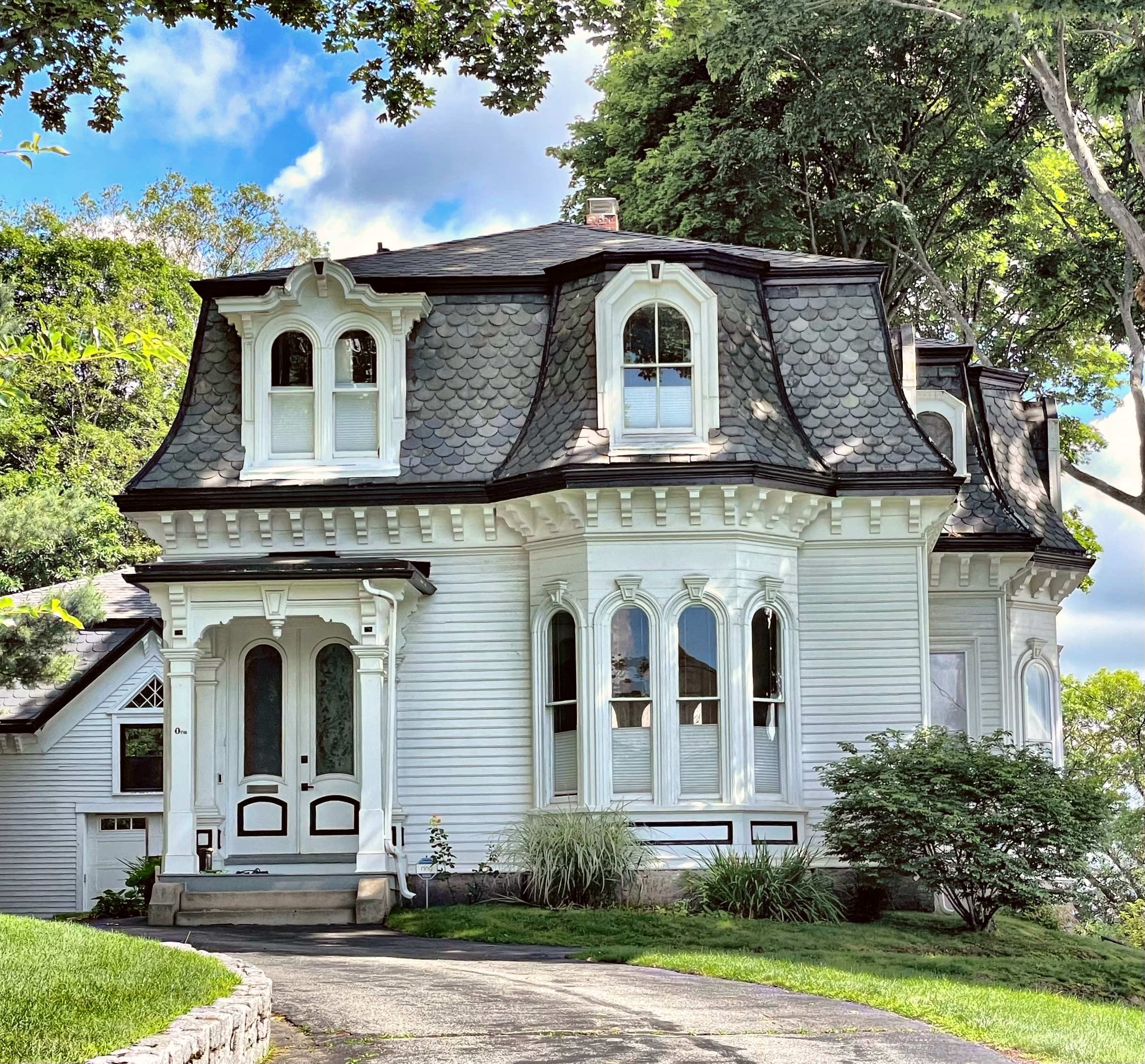 Lorenzo and Mary Hawkins House // c.1870 – Buildings of New England