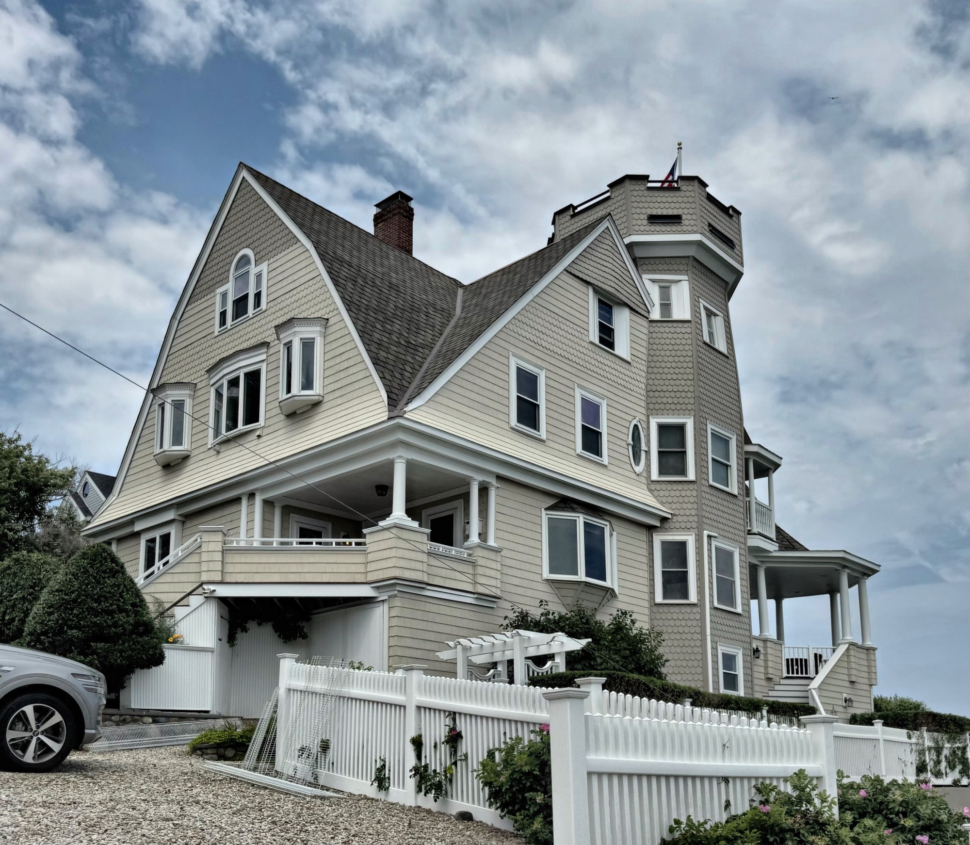 Shingle Style Buildings of New England