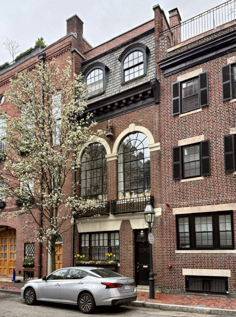 Harding-Hall House // 1914 – Buildings of New England