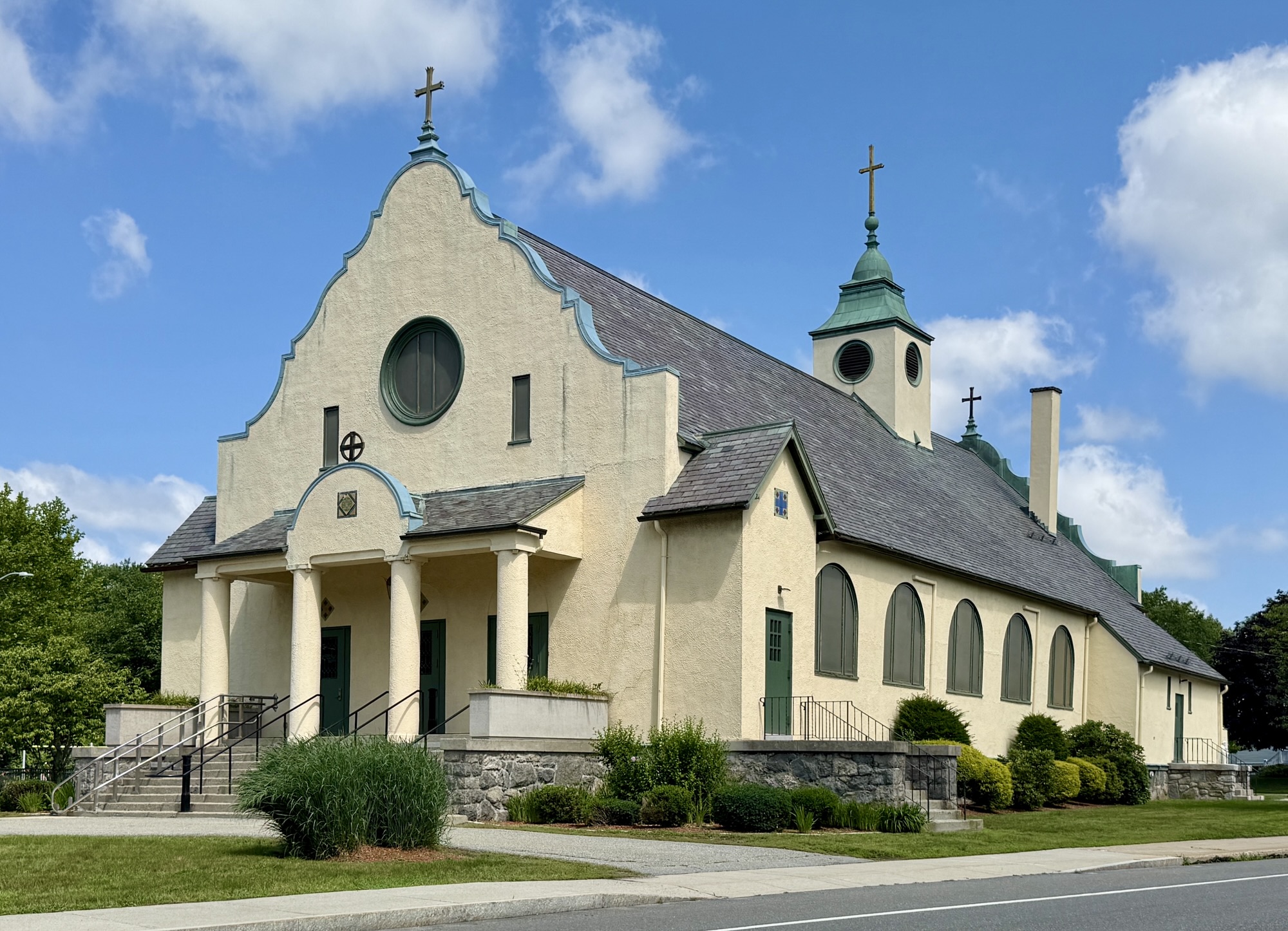 Irish Catholic Church – Buildings of New England